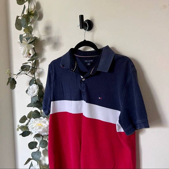 💚 Tommy Hilfiger Collar T-Shirt - Picture 2 of 12